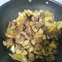 土豆烧排骨的做法图解9