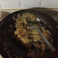 减肥食谱之腊肉酸菜的做法图解6