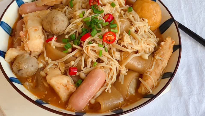 比麻辣烫好吃百倍自制麻辣拌