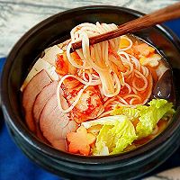 酸辣泡菜面#香雪让年更有味#的做法图解7