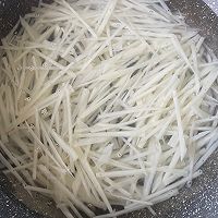 莲藕肉丝的做法图解1