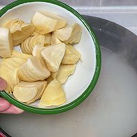腌笃鲜火锅做法的做法图解7