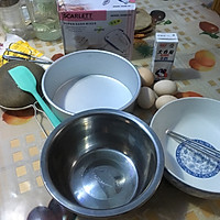 水果鲜奶生日蛋糕的做法图解1