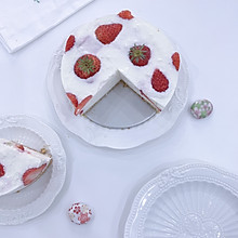 冰爽草莓酸奶蛋糕