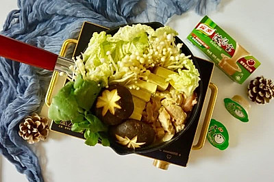 日式咖喱鸡肉火锅