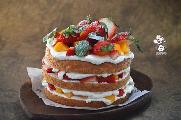 水果奶油蛋糕