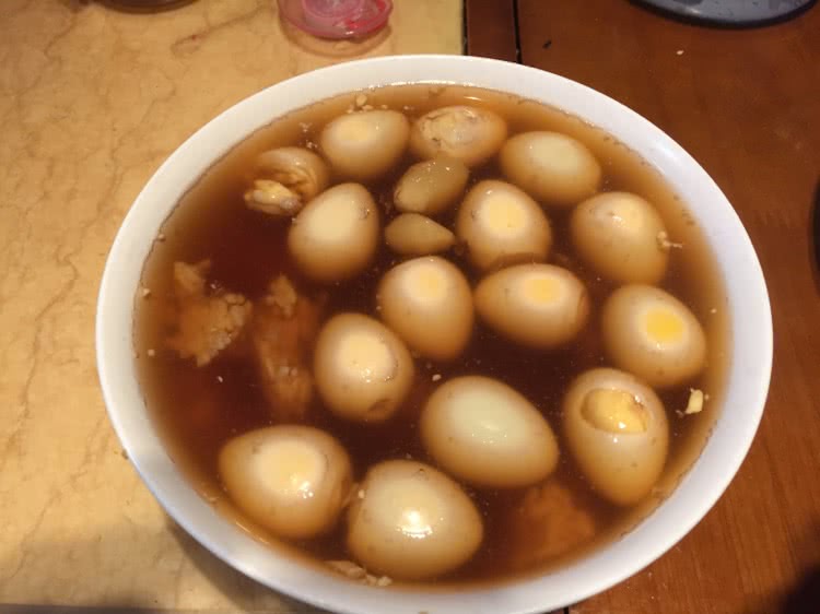 红糖酒酿鹌鹑蛋的做法图解5