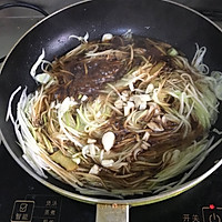 三合油炒方便面#一个人的晚餐也要精彩#的做法图解6