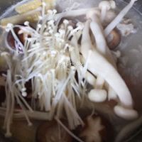 筒骨菌菇汤的做法图解14