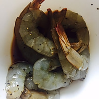 藜麦虾仁果蔬沙拉的做法图解3