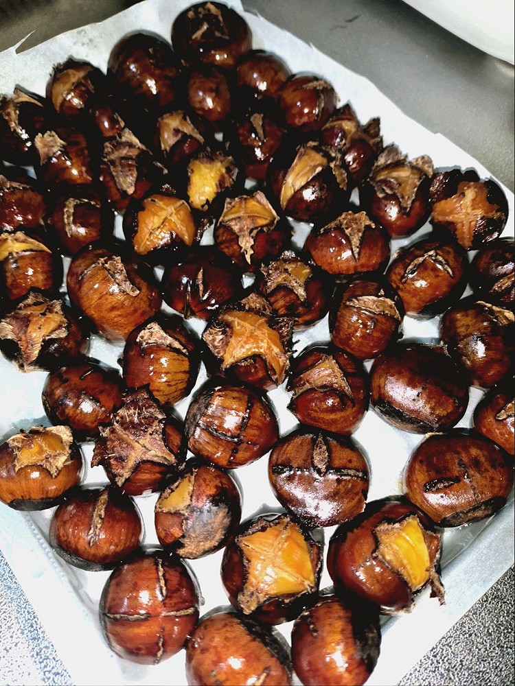 冬天会有烤板栗和新的遇见的做法