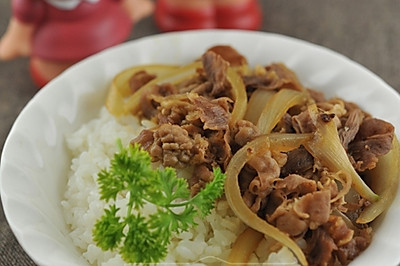 肥牛饭