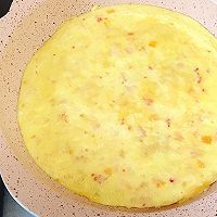 咸蛋黄小龙虾蛋饼的做法图解9