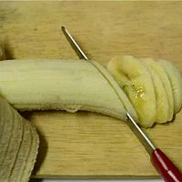 烤香蕉片的做法图解1