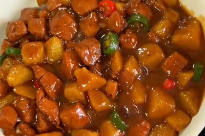 鸡丁土豆拌饭