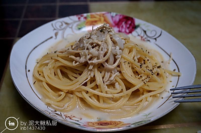 鸡丝奶油意面