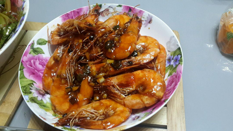 鲜炒青虾（番茄酸甜口味）的做法