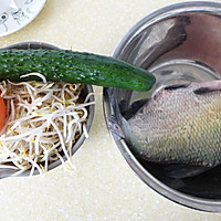 红酸汤武昌鱼的做法图解1