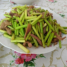 肉丝炒蒜苗