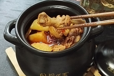 酱香鸭腿炖土豆