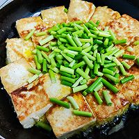 #金龙鱼橄调-橄想橄做#蒜苔炖豆腐的做法图解4