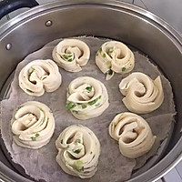 芝麻花卷的做法图解3