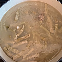 “老鸭”干笋汤，教你秒煮白色浓汤，学到就是赚到的做法图解5