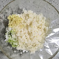 冬瓜汤煮狮子头的做法图解3