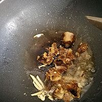 腊鸭炒蒜苔的做法图解3