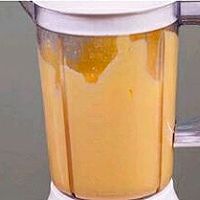 芒果奶昔的做法图解4