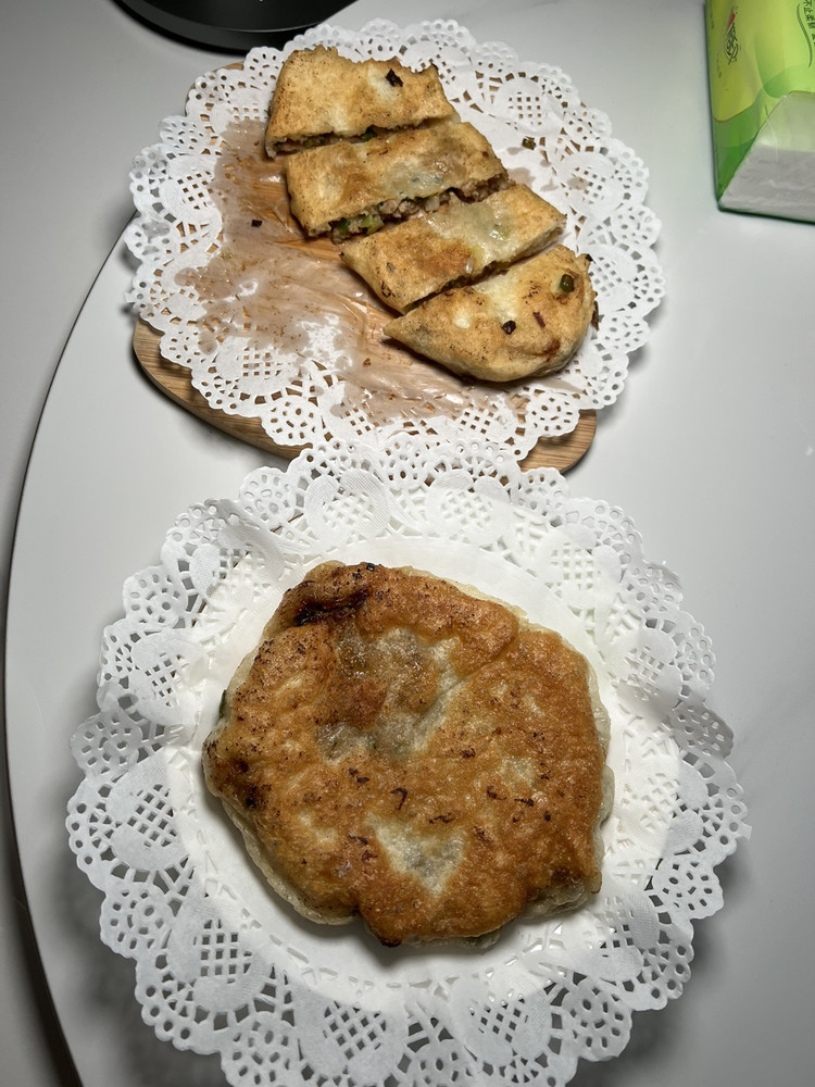 䓤油肉饼的做法
