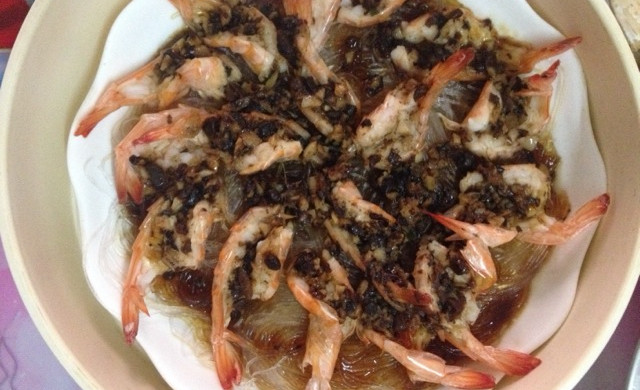 蒜泥豆豉蒸粉丝虾