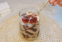 芒果乳酸菌樱花红茶冻饮的做法