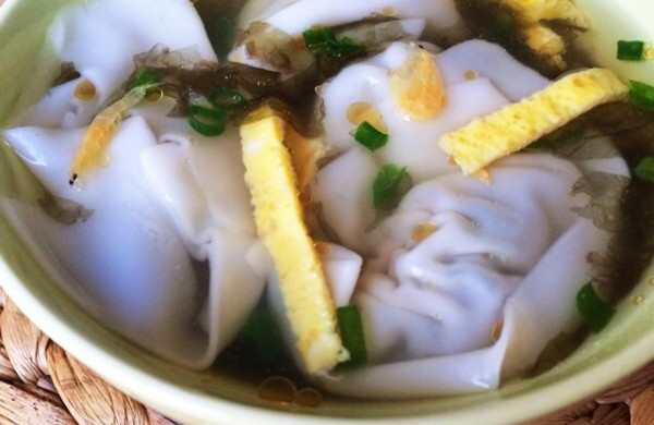 荠菜馄饨