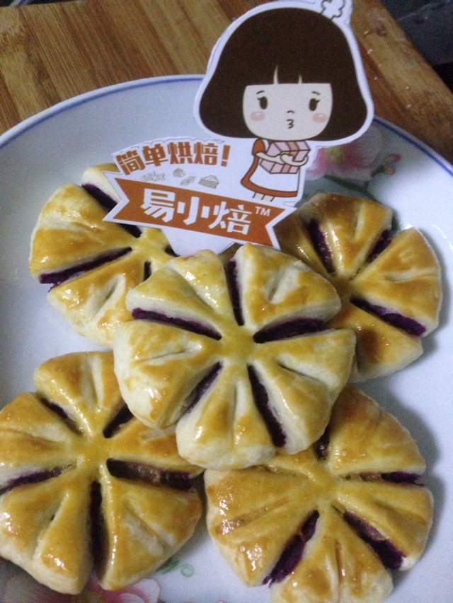 爱上易小焙从“紫薯梅花酥”开始