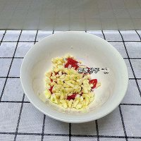 豆腐蒸皮蛋的做法图解1