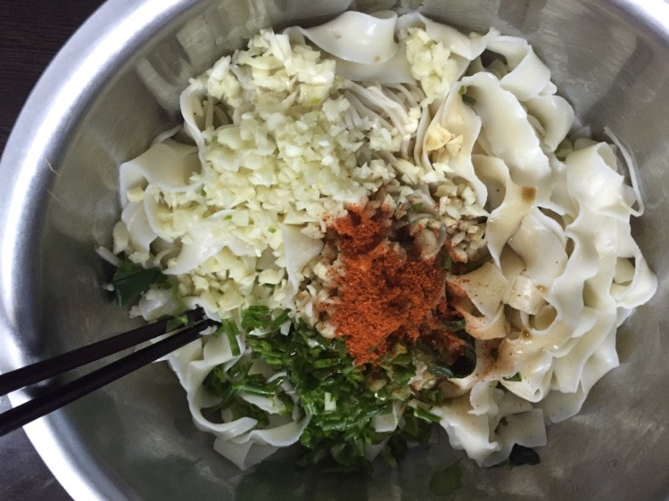 油泼面的做法