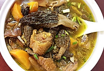 西藏野生羊肚菌炖土鸡的做法