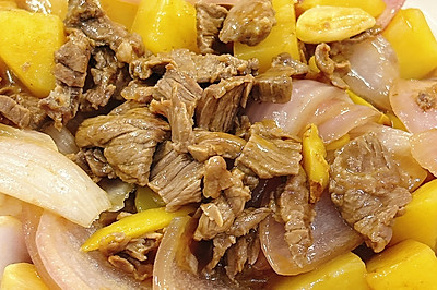 酱汁牛肉焖土豆