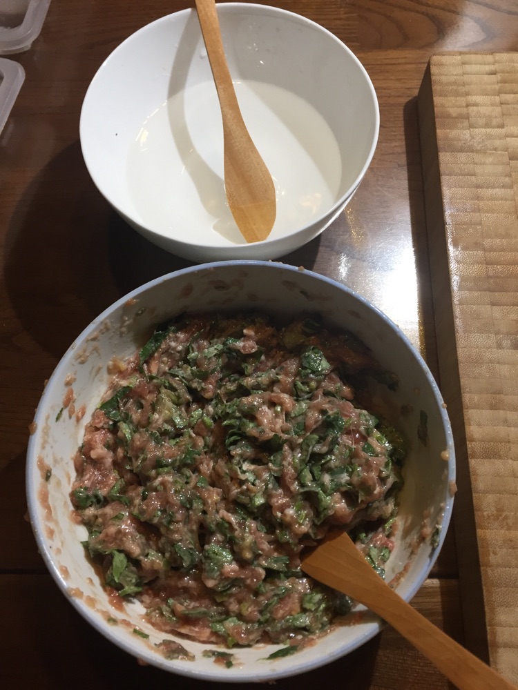 香菜肉馄饨的做法图解5