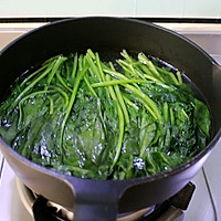 冷菜——【麻酱菠菜】的做法图解2