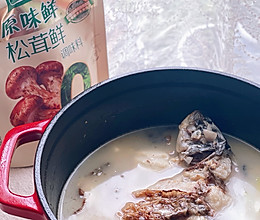 鲜炖奶白鲫鱼豆腐汤的做法