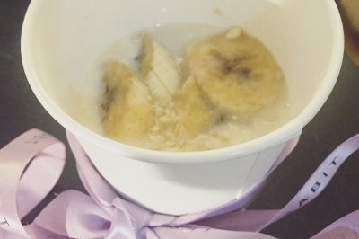 减肥营养早点：燕麦香蕉杯