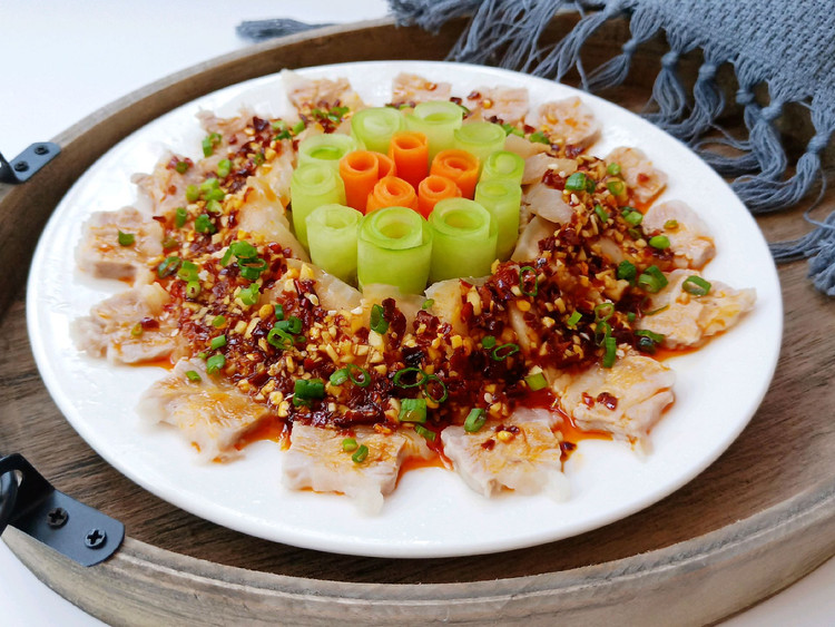 蒜泥白肉的做法