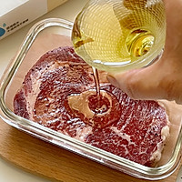 在家也能煎出的♨️鲜嫩多汁牛排的做法图解4