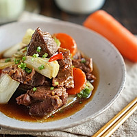洋白菜胡萝卜炖牛肉，你看菜名你就知道今天吃啥！的做法图解13