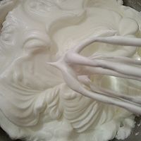 成功率超高的戚风蛋糕的做法图解11