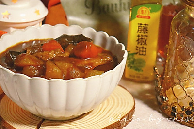 藤椒咖喱鸡：绝配米饭，一秒爱上~