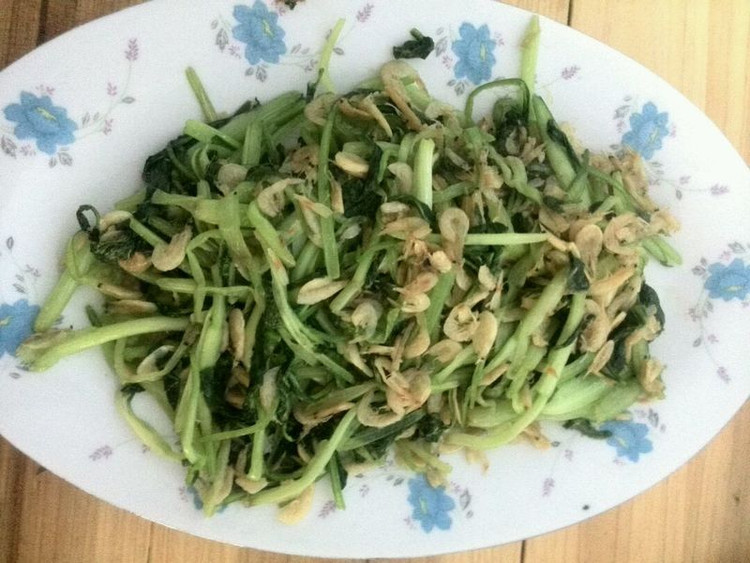 青菜炒虾皮的做法