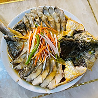 「清蒸黄花鱼」的做法图解10